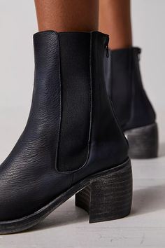 Essential Chelsea Boots | Free People Formal Boots Women, Leather Chelsea Boots Women, Formal Boots, Free People Store, Chelsea Boots Women, Trending Boots, Black Chelsea Boots, Leather Chelsea Boots, Trends 2024