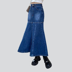 Be bold and daring in the 2023 Autumn Collection's Street Flair Trumpet Long Women's Denim Skirt! This high-waisted piece is the perfect mix of style. comfort and sophistication and promises to make you stand out in every crowd.Why You'll Fall In LoveFrom its dark wash fabric to its zipper and button closure. this skirt exudes timeless elegance. Its trumpet silhouette creates an effortless. graceful look. while its high waist guarantees a comfortable. flattering fit. Every detail promises to tra Blue Skirt Outfits, Stylish Denim Skirt, Denim Skirts Online, Cool Denim, Long Jean Skirt, Womens Denim Skirts, Jeans Street Style, Chic Skirts, Jeans Skirt