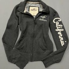 Clothing Board, Christmas Inspo, Hollister California, Emo Outfits, Causual Outfits, Aesthetic Fashion, Christmas List, Everyday Outfits