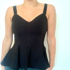 Liliana Rojana Black Sleeveless Peplum Top Women's Size Small Nwt New With Tags. Stretchy, Soft, And Comfortable. Sweetheart Neckline, Peplum Hem, Back Zipper Closure. Chic Sleeveless Top With Built-in Bra, Chic Fitted Top Camisole For Night Out, Chic Fitted Tank Top For Party, Chic Fitted Camisole For Night Out, Fitted Camisole Tank Top For Party, Fitted Cami Tank Top For Night Out, Fitted Camisole Tank Top For Night Out, Fitted Sleeveless Top With Built-in Bra, Fitted Sleeveless Tank Top For Night Out