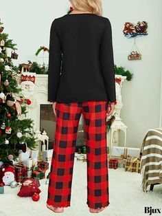 Bjux - Fashionable Womens Two-Piece Set: Chic V Neck T-shirt and Stylish Plaid Wide Leg Pants Outfit for Casual Wear Casual Holiday Matching Set, Fitted Casual Holiday Sets, Casual Fitted Holiday Sets, Casual Fitted Sets For Holiday, Plaid Wide Leg Pants Outfit, Plaid Wide Leg Pants, Wide Leg Pants Outfit, Leg Pants Outfit, Fall Care