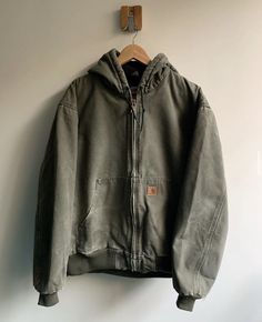 Grunge Jacket, Aesthetic Outfits Men, Tailored Clothes, 2000s Outfits, Stylish Hoodies, Carhartt Jacket, Classy Casual Outfits, Vintage Hoodies, Swaggy Outfits