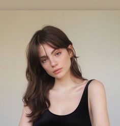 Edgy Female Haircut, Best Long Haircuts For Fine Hair, Cool Toned Dark Brown Hair Pale Skin, Face Framing Bangs Medium Hair, Oval Face Haircuts Long, French Haircut Medium, Zainab Core, Oval Face Haircuts, Bangs With Medium Hair