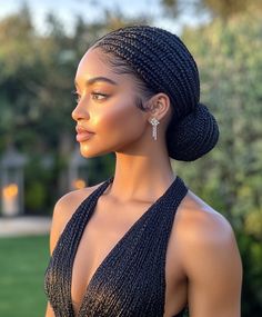 Side Bun with Low Box Braids Braids To One Side, Bun Hairstyles With Braids, Side Part Low Bun, Braids Low Bun, Updos For Formal, Side Bun Hairstyles, Side Bun, Braided Bun Hairstyles, Box Braid