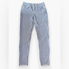 Zara Striped Cropped Pants Nwot These Are Lightweight Stretch Denim In Railroad Stripe. See Photos For Measurements With The Tape. Waist: ~26” Hip: 32” Inseam: ~25” Rise: ~10” Tags Removed But Not Worn White Casual Jeggings For Spring, Striped Mid-rise Denim Jeans, Casual Striped Straight Leg Jeans, Casual Striped Stretch Jeans, Casual Stretch Striped Jeans, Casual Striped Denim Jeans, Fitted Striped Denim Jeans, Trendy Denim Blue Cotton Jeggings, Medium Wash Cotton Jeggings For Spring