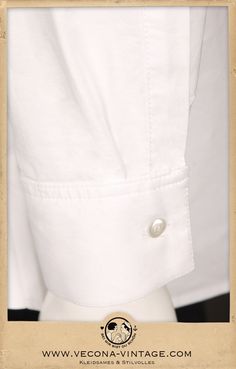 "Complete your Vecona Vintage outfit with our classic 1930s Oxford shirt. Spearpoint collar, half-placket, and gussets at the side seams are the most remarkable details of this 100% cotton shirt. It opens with a row of real mother-of-pearl buttons. The fine oxford shirting has a sophisticated texture that goes perfectly with tweed, gabardine and linen. Color white Material 100% cotton Size S: collar 37cm / 14.5\" Size M: collar 39cm / 15.5\" Size L: collar 41cm / 16\" Size XL: collar 43cm / 17\" Timeless White Shirt With Placket, White Dress Shirt For Daywear, Classic Johnny Collar Shirt For Daywear, Unstructured White Shirt For Daywear, Classic Shirt With Johnny Collar And Button Closure, Classic Shirt With Johnny Collar, Classic Formal Shirt With Johnny Collar, Classic White Dress Shirt With Placket, Swing Dancing