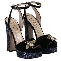 Heeled Sandals Soko Sandals In Soft Velvet With Applied Metal Bee And Maxi Glitter HeelsComposition: Leather And Fabrics Metal Bee, Pretty Heels, Art Aesthetics, Velvet Sandals, Gucci Heels, Glitter Heels, Fancy Shoes, Film Art, Aesthetic Shoes