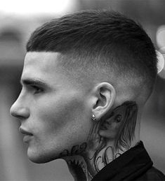 The 55 Most Stylish Textured Fringe Haircuts For Men in 2023 Mens Modern Hairstyles, Caesar Haircut, Crop Haircut, Men's Short Hair, Mens Fade, Faded Hair, Men Haircut Styles, Mens Haircuts Fade