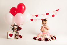 Valentines Theme Baby Photoshoot, Valentine Theme Photoshoot, Baby Girl Valentine’s Day Shoot, Valentine Smash Cake, Mommy And Me Valentines Day Photo Shoot