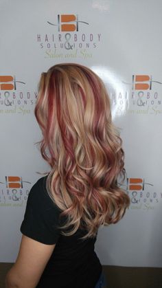 Light Blonde With Red Highlights, Red On Blonde Hair Highlights, Red Balayage Blonde Hair, Blond Hair With Light Red Highlights, Blond And Red Hair Highlights, Hair Dye Ideas Blonde And Red, Red Highlights In Blonde Hair Bright, Fall Hair Colors For Blondes Low Lights Red, Dark Red On Blonde Hair