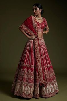 Instagram Follow Us :- @jayamarfab Heavy Bridal Lehenga Choli Designer Outfit In Rangoon Silk Fabric Party Wear Outfit We Make Wedding Lehengas, Indian Lehenga, Bridal Lehenga, Designer Lehenga, South Indian Dresses, Lengha Choli, Chaniya Choli, Lancha, Semistitched Lehenga, Bridesmaid Lehengas, Sabyasachis Lehengas, Floral Skirts, Punjabi Lehengas, Ethnic Lehengas, Indo-western Outfits, Indian Outfits, Bollywood lehengas. 𝗙𝗮𝗯𝗿𝗶𝗰 𝗗𝗲𝘁𝗮𝗶𝗹𝘀 :- Lehenga :- Fabric :- Rangoon silk lehenga with sequins, Dori & thread work Flair 3.75 meters Can attach Blouses :- Rangoon silk blouse with sequins & Dori work all over front & back ( Un stitch ) Dupatta :- Net Dupatta with sequins & Dori work Weight: 1.600 kg Disclaimer: Actual Colors May Vary Slightly From The Photography #lehenga #indian Maroon Bridal Lehenga, Indian Bridal Wear Red, Silk Bridal Lehenga, Pink Bridal Lehenga, Bridal Indian, Bridal Lehenga Online, Red Lehenga Choli, Bridal Lehenga Designs, Latest Bridal Lehenga