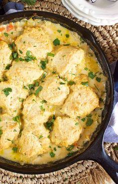 Chicken And Dumplings Casserole, Skillet Casserole, Meal Planning Menus, Oven Baked Chicken Breasts, Salisbury Steak Recipes, Diy Easy Recipes