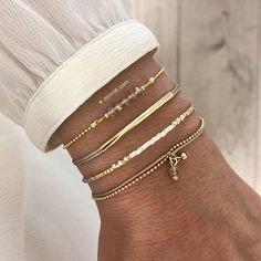 Bracelet Set 'White & Natural' – Mint15 Gold Chic, Tube Bracelet, Chic Bracelet, Swarovski Stones, Onyx Bracelet, Natural Gold, Nature Bracelets, Ball Chain, Jewelry Branding