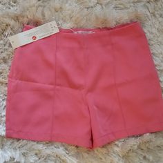 Women's Pink Tailored Shorts, Size M, New With Tags Front Seam Detail Concealed Side Zip Closure Straight Hem Lightweight & Soft Chic, Flattering, Versatile Size M New With Tags Tailored Shorts, Side Zip, Pink Ladies, Womens Shorts, Tags, Customer Support, Fast Delivery, Full Service, Women Shopping