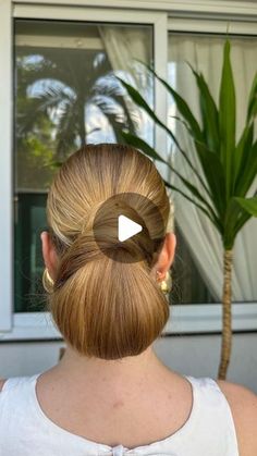 Easy Care Hairstyles, Hair And Makeup Tips, Hair Help, February 15, Beautiful Long Hair, Everyday Hairstyles, Party Hairstyles