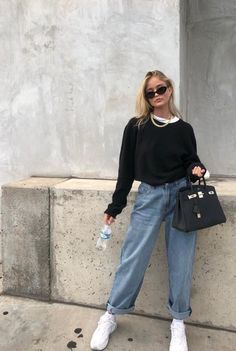 Indie Style Outfits, Moda Grunge, Looks Jeans, New York Street Style, Denim On Denim, Indie Fashion