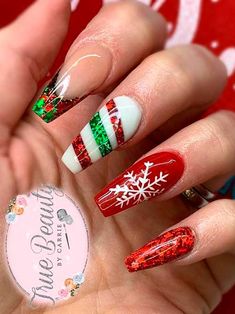 Nails Gingerbread, Ornaments Ideas, Red Christmas Nails, Christmas Nails Easy, Cute Christmas Nails, Christmas Gel Nails, Holiday Nail, Christmas Nail Art Designs, Nails Christmas