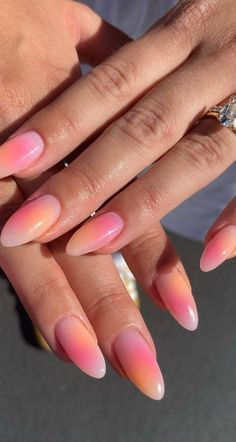 Summer Nails Without Design, Acrylic Nails For Europe, Blended Nails Designs, Nail Inspo For Summer 2024, Multicolored Aura Nails, Short Almond Nail Inspo Summer, Cute Ways To Paint Your Nails, Cute Almond Summer Nails, Nail Ideas On Natural Nails