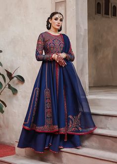 Royal Pishwas Frock and Sharara Blue Pakistani Wedding Dress Frock And Sharara, Cotton Sharara, Wedding Sharara, Floral Frocks, Frock Style, Maxi Dress Designs, White Maxi Skirts, Pakistani Wedding Dress, Embroidered Organza