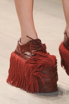 Central Saint Martins. modern take on the chopine? Seditionaries Boots, Clown Boots, Avant Garde Footwear, Fringe Runway, Maison Margiela Painted Boots, Shoes Fashion Photography, Couture Shoes, Chunky Shoes