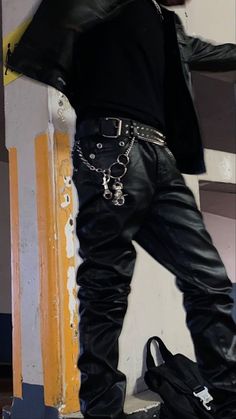 Punk Rock Guy Aesthetic, Punk Aesthetic Clothes Men, Chains Men Outfit, Metal Core Outfit Men, Punk Men Aesthetic, Man Rock Outfit, Men’s Metal Fashion, Punk Rock Guy Outfits, Metalhead Aesthetic Outfit Men