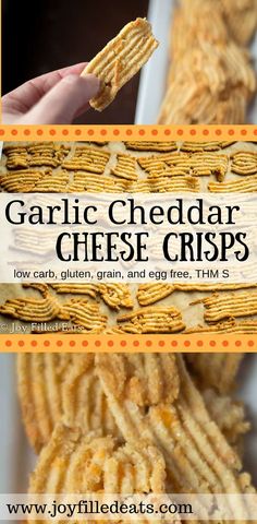 garlic cheddar cheese crispes with text overlay