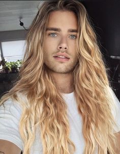 Long Blonde Hairstyles, Men Blonde Hair, Beyonce Hair, Guy Haircuts Long, Long Blond, Men's Long Hairstyles, Blonde Hairstyles, Dark Blonde Hair, Athletic Hairstyles