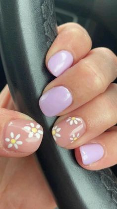 Simple Spring Nails Short Casual, Square Acrylic Nails Lavender, Maine Nails, Lavender Nails With Flowers, Glitter Fingernails, Scarlett Nails, Kids Nails Cute Simple, Uñas Aesthetic