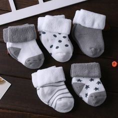 Item Type: Socks Material: Cotton Gender: Baby Boy Style: Active Size: Newborn Package Includes: 5 x Pair Non Slip Socks, Foot Socks, Boys Socks, Toddler Socks, Newborn Outfit, Baby Boots, Baby Cartoon, Baby Boy Fashion, Baby Warmer