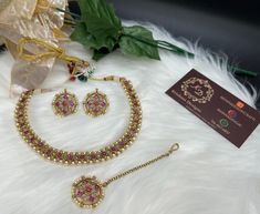 Beautiful Indian Lightweight Choker Set with Stud Earring and Mangtikka. Wedding, PartyWear and Festive occassion. Polki Choker Necklace Set. Pearl. 💕 Comes with the choker necklace, stud earrings and mang tikka. 💕 High End Quality 100% Satisfaction Guarantee: Long Lasting Plating, High-Quality Stones. Colors Available(Round Shapes Beads)- - Magneta - Black - RedMaroon - Green - Blue Perfect for any occassion-Shagun, Jago, sangeet, engagement, pre-wedding and parties.   Care: It is advisable t Bollywood Style Festive Tikka For Marriage, Bollywood Style Tikka For Festive Marriage, Bollywood Style Festive Tikka, Traditional Kundan Necklace For Marriage And Festive Occasions, Festive Temple Jewelry Tikka For Marriage, Temple Jewelry Bridal Sets For Festive Party, Festive Temple Jewelry Bridal Sets For Party, Pink Bridal Sets For Festive Celebration, Temple Jewelry Sets For Marriage And Festivals