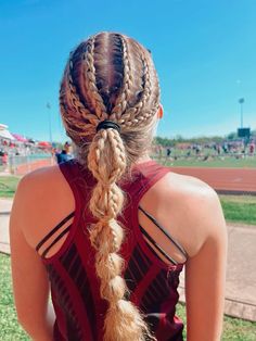 #braids #hair #runner #track Race Day Hair Styles, Runner Hairstyles Easy, Race Day Hairstyles Running, Xc Hair Styles, Track Braids, Running Hairstyles For Long Hair, Hairstyles For Runners, Runner Hairstyles