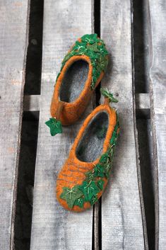 'Ivy Wall' Product description: Our felt slippers are totally handcrafted of 100% pure wool with warm water, soap, love and care. The sole, made of craft foam, is firmly glued. Felted slippers are extremely solf, light, comfortable and long-wearing. It will serve you trully for long years. Each pair of slippers is whole-felted and is handmade. None of the manifacturing techniques are being used. Thus your slippers will be unique even if there's a certain likeness with the others from the model r Handmade Comfortable Felt Slippers, Comfortable Handmade Felt Slippers, Felted Shoes, Ivy Wall, Cat Slippers, Felt Slippers, Felt Handmade, Wool Shoes, Handmade Slippers