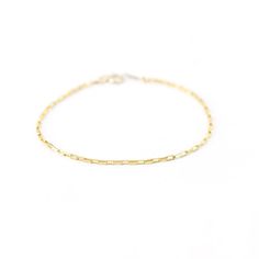 Product information: Applicable gender: female Color classification: texture square chain 16cm is suitable for wrist 14.5-15, texture square chain 18cm is suitable for wrist 16.5-17 Material: 14K gold plated copper Packing list: Bracelet*1 Minimalist Gold Box Chain Bracelet, Trendy Gold Plated Bracelets With Rectangular Links, Trendy Gold Plated Bracelet With Rectangular Links, Minimalist Gold Metal Box Chain Bracelet, Trendy Gold Bracelets With Box Chain, Minimalist Gold-plated Bracelet With Box Chain, Chic Gold Plated Chain Bracelet With Rectangular Links, Gold Plated Square Jewelry, Minimalist Yellow Gold Bracelet With Rectangular Links