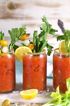 The BEST Bloody Mary Mix Recipe Nutritional Breakfast, Breakfast Cocktails, Spicy Cocktail, Clam Recipes, Alcohol Drinks, Banana Bread Recipe, Alcohol Drink Recipes, Alcoholic Beverages, Alcohol Recipes