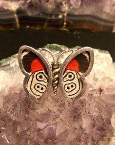 "Real Butterfly Wings 950 Sterling Silver Vintage Desinger Ring Crafted in Peru Real Red black white Butterly wings in front and the beautiful butterfly wings in the back are an amazing blue green Ring size 9 Face of ring measures 1 1/4\" wide x 1\" tall Weighs over 13 grams Fully Hallmarked 950 , WC , Peru 950 is higher then sterling silver" Handmade Vintage Butterfly Ring Gift, Unique Butterfly Sterling Silver Ring, Bohemian Sterling Silver Butterfly Ring, Vintage Adjustable Sterling Silver Butterfly Ring, Unique Nickel-free Sterling Silver Butterfly Ring, Wing Ring, Real Butterfly Wings, Real Butterfly, Green Ring