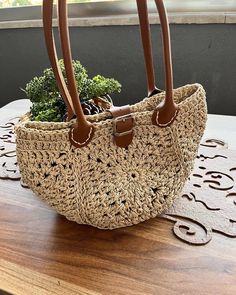 İstenilen renk yapılır Large Handmade Beige Bag, Large Beige Handmade Shoulder Bag, Large Handmade Beige Shoulder Bag, Large Casual Handmade Shoulder Bag, Vintage Natural Crochet Bag For Daily Use, Vintage Crochet Bag In Natural Color For Daily Use, Beauty Book, Etsy Accessories, Accessory Gift