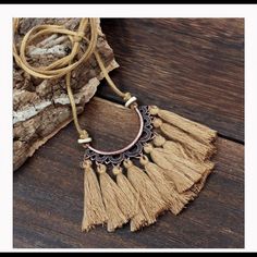 Stunning Bohemian Tassel Necklace Appox 14inch Length Collar Hippie, Macrame Colar, Vintage Fringe, Casual Necklaces, Boho Choker, Celtic Knots, Vintage Suede, Summer Vintage, Valentines Jewelry