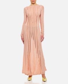 Cut-out front detail. Long sleeves. Double layer. Slim fit. Midi lenght. Color: pink. Composition: 90% Polyamide, 10% Elastane Charo Ruiz Ibiza, Tropical Lifestyle, Charo Ruiz, Breezy Dress, Pink Maxi, Zimmermann Dress, Swimsuit Cover Ups, Dress Maxi, Yoga Wear