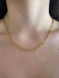 ♥ This trendy Gold Paperclip Chain Necklace is a must have! It adds an edgy touch to any layered look, and looks perfectly dainty on its own. Made from a stainless steel base, this necklace is tarnish resistant and hypoallergenic! Available in silver or gold plating.  ♥MATERIAL -18K gold plated over stainless steel  -nickel-free, hypoallergenic, tarnish-free Plated jewelry is a wonderful, affordable way to add a sophisticated look to your wardrobe, with the look of real gold. It is also an excel Everyday Chain Necklace With Rectangular Pendant, Trendy Paperclip Chain Link Necklace, Trendy Link Chain Necklace Gift, Trendy Rectangular Gold Chain Necklaces, Trendy Rectangular Gold Chain Necklace, Trendy Oval Link Chain Necklace Gift, Everyday Rectangular Pendant Chain Necklace With Delicate Chain, Trendy Oval Link Chain Necklace As Gift, Everyday Delicate Chain Necklace With Rectangular Pendant