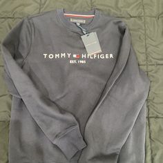 Nwt Tommy Hilfiger Crew Navy Blue Long Sleeve Mens Sweater Sweat Shirt Logo S. Condition Is New With Tags. Shipped With Usps Ground Advantage. Tommy Hilfiger Navy Winter Tops, Casual Blue Tommy Hilfiger Sweater, Tommy Hilfiger Blue Winter Tops, Tommy Hilfiger Crewneck, Tommy Hilfiger Hoodie, Tommy Hilfiger Long Sleeve, Tommy Hilfiger Sweatshirt, Tommy Hilfiger Logo, Tommy Hilfiger Sweater