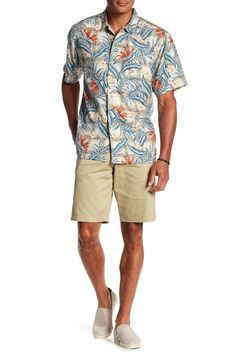 Some cotton blended shorts with a solid colorway offers a casual chic style. Fit: this style fits true to size. Lounge Pajamas, Casual Chic Style, Tommy Bahama, Casual Chic, Nordstrom Rack, Chic Style, Sailing, Casual Button Down Shirt, Mens Short