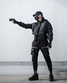 Mercenary Outfit Men, Techware Fashion Male, Cyberpunk Winter Outfit, Tech Wear Aesthetic Men, Guy Hoodie Aesthetic, Assassin Outfit Male, Assassin Outfit Design Male, Cyberpunk Trench Coat, Techwear Aesthetic Men