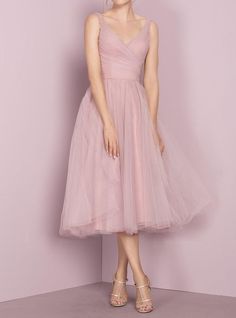 P4530 large Fitted V-neck Tulle Dress, V-neck Tulle Bridesmaid Dress, Elegant V-neck Tulle Midi Dress, Fitted V-neck Dress With Tulle Skirt, V-neck Tulle Dress For Prom Season, Sleeveless Tulle Midi Dress For Bridesmaid, Sleeveless Tulle Skirt Midi Dress For Bridesmaid, Tea Length Tulle Skirt Dress For Summer, Summer Tea Length Dresses With Tulle Skirt