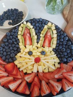 EasterBunny Platter. Easter Themed Fruit Tray, Easter Fruit Board, Easter Fruit Charcuterie Board Ideas, Easter Fruit Tray Ideas, Easter Fruit Ideas, Easter Bunny Fruit Tray, Easter Fruit Tray, Easter Bunny Fruit, Easter Platter