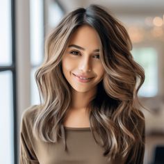 44 Gorgeous Brown Hair With Blonde Highlights of 2023 Natural Curl Hairstyle, Gorgeous Brown Hair, Curl Hairstyle, Hairstyle Ideas Easy, Brown Hair Balayage