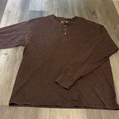 Hanes Beefy Size Large Brown Long Sleeve My Guess Is Brand New Never Worn 3 Buttons On The Front Top Send Me An Offer- I’m Cleaning Out And Want Everything Gone! Casual Henley With Button Closure And Crew Neck, Casual Brown Tops With Button Closure, Casual Henley With Buttons And Crew Neck, Casual Solid Henley With Buttons, Casual Brown Top With Button Closure, Casual Everyday Henley With Buttons, Everyday Brown Buttoned Tops, Casual Relaxed Fit Henley With Buttons, Brown Crew Neck Top With Buttons