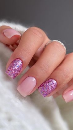 Discover 30 must-see winter nails that are taking over Pinterest this year! From festive Christmas nails and chic Christmas gel nails to easy Xmas nails perfect for the season, find your new favorite look. Explore gorgeous winter nails acrylic, creative winter nail art, and simple Christmas nails acrylic. Whether you're into dipped nails, stick on nails, or French tip press on nails, these designs will give you endless nagel inspo and nagel tips! Nails Funky, Bat Nails, Nails Shape, Colourful Nails