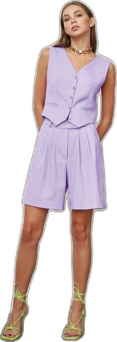 Fitted Lavender Summer Pants, Fitted Lavender Pants For Summer, Fitted Lavender Shorts For Spring, Lavender Fitted Shorts, Lavender Fitted Short Bottoms, Fitted Lavender Shorts, Chic Short Purple Bottoms, Chic Purple Short Bottoms, Oversized Blazer