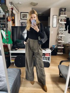 Wide Trousers Outfit Winter, Plaid Pants Outfit, Winter Pants Outfit