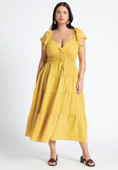 Ruffled Tiered Maxi Dress Phoebe Wedding, Midi Summer Dress, Ruffle Tiered Dress, Plus Size Fashionista, Dress With Sweetheart Neckline, Dresses Date Night, Tiered Ruffle Dress, Casual Day Dresses, Column Dress